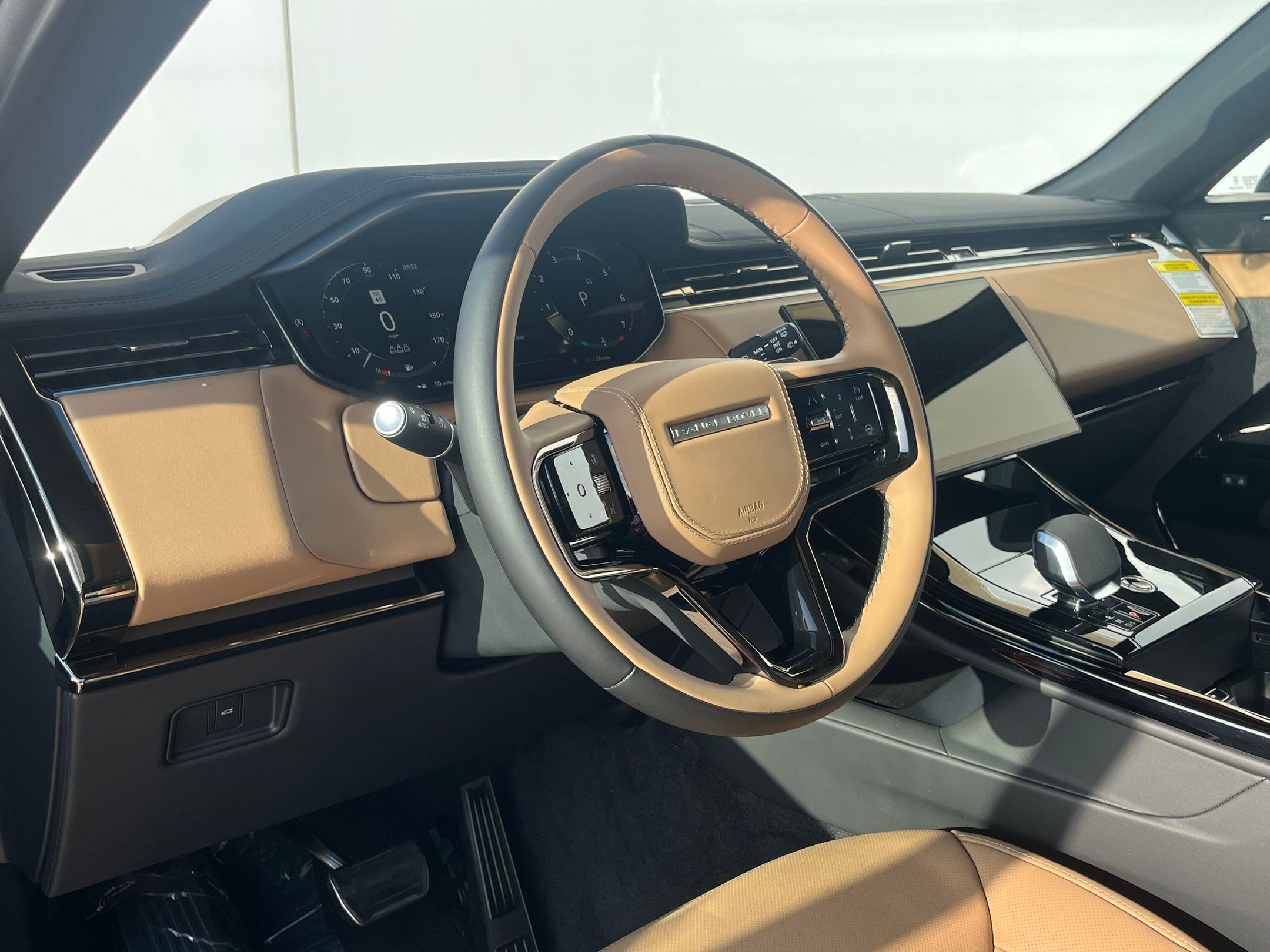 2025 Land Rover Range Rover Sport P400 Dynamic SE photo 4