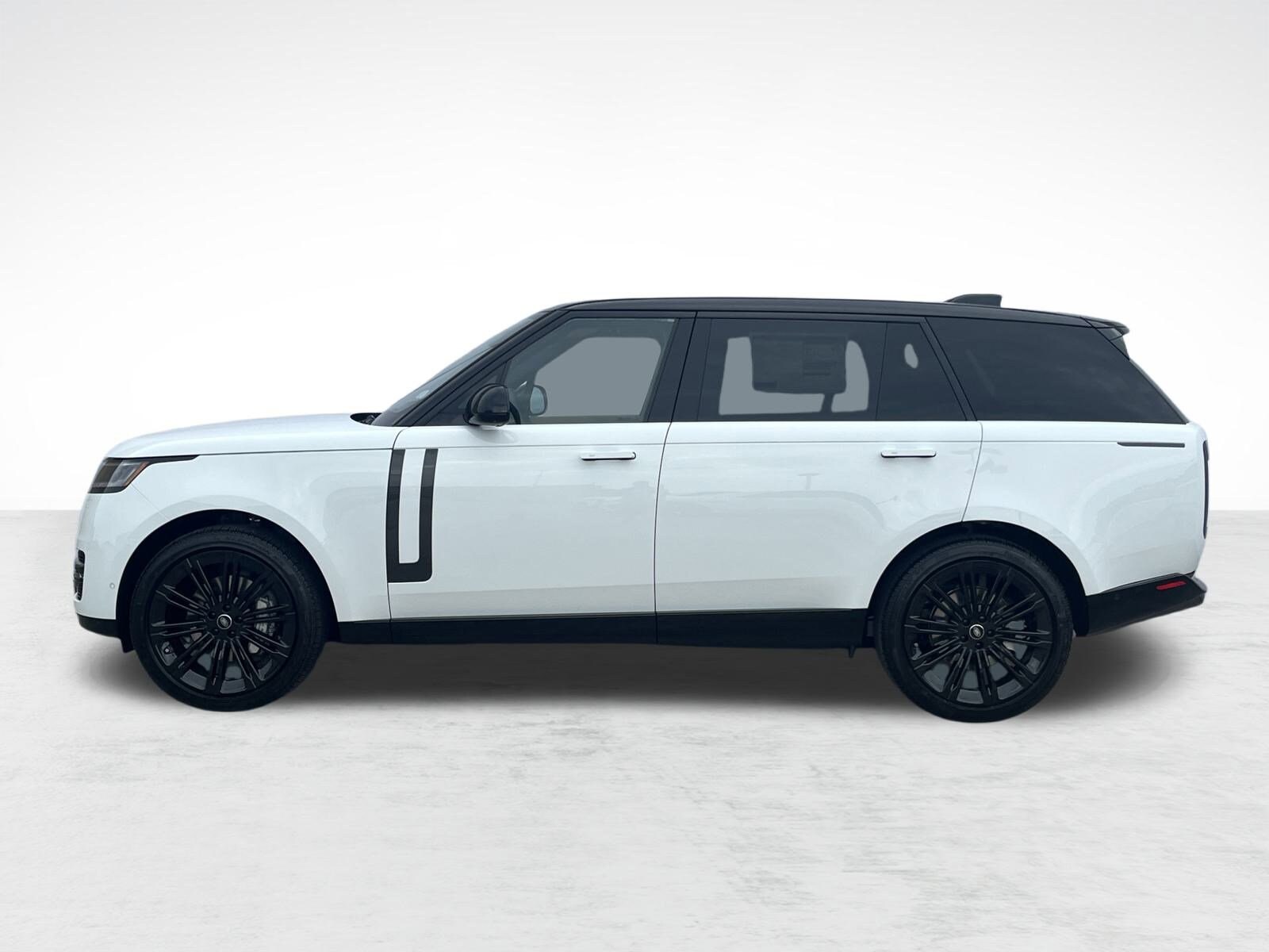 2025 Land Rover Range Rover SE photo 2