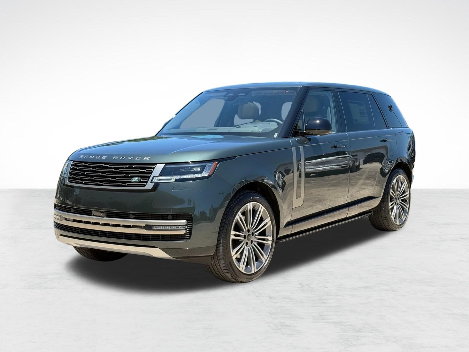 2026 Land Rover Range Rover 3.0 SE LWB 7's photo