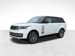 2026 Land Rover Range Rover P550e SE SUV