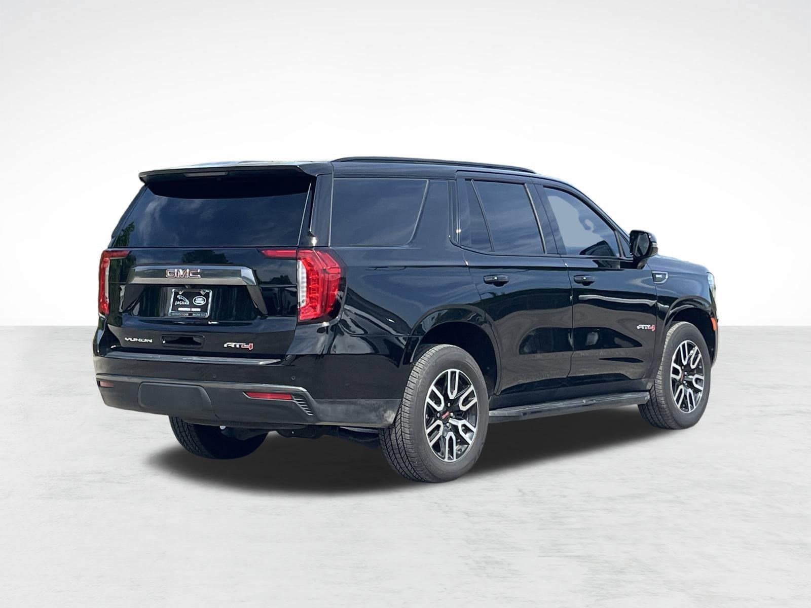 Used 2022 GMC Yukon AT4 with VIN 1GKS2CKD9NR111268 for sale in Houston, TX