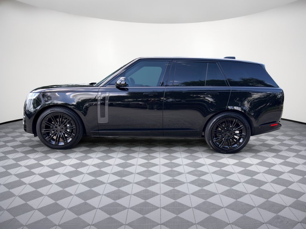 2026 Land Rover Range Rover SE SUV