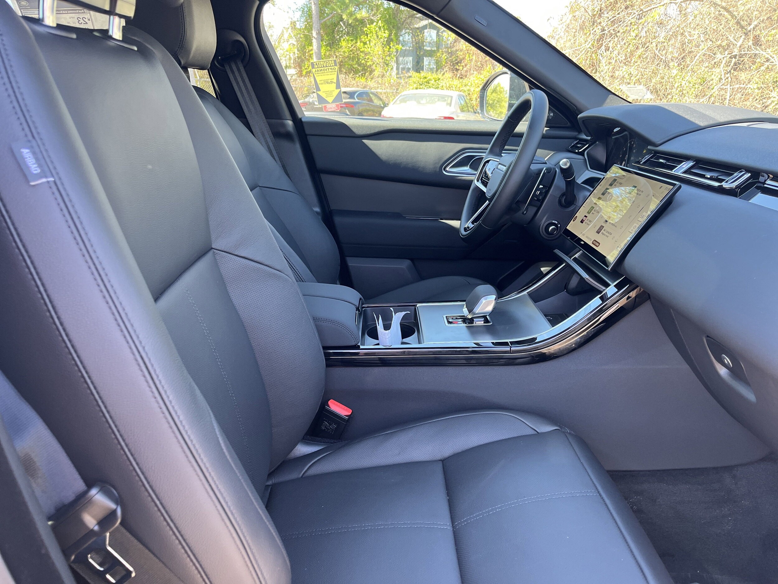 2026 Land Rover Range Rover Velar P250 S photo 4