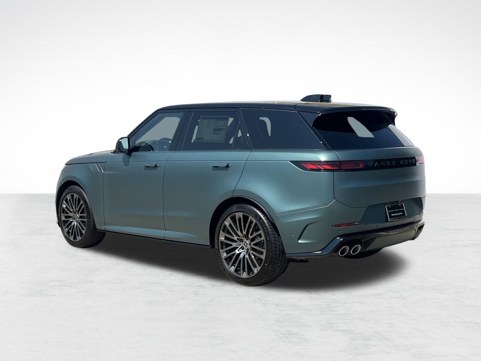2025 Land Rover Range Rover Sport photo 3