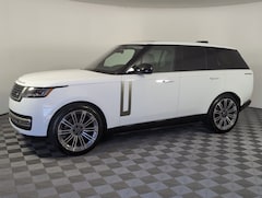 2025 Land Rover Range Rover P400 SE SUV