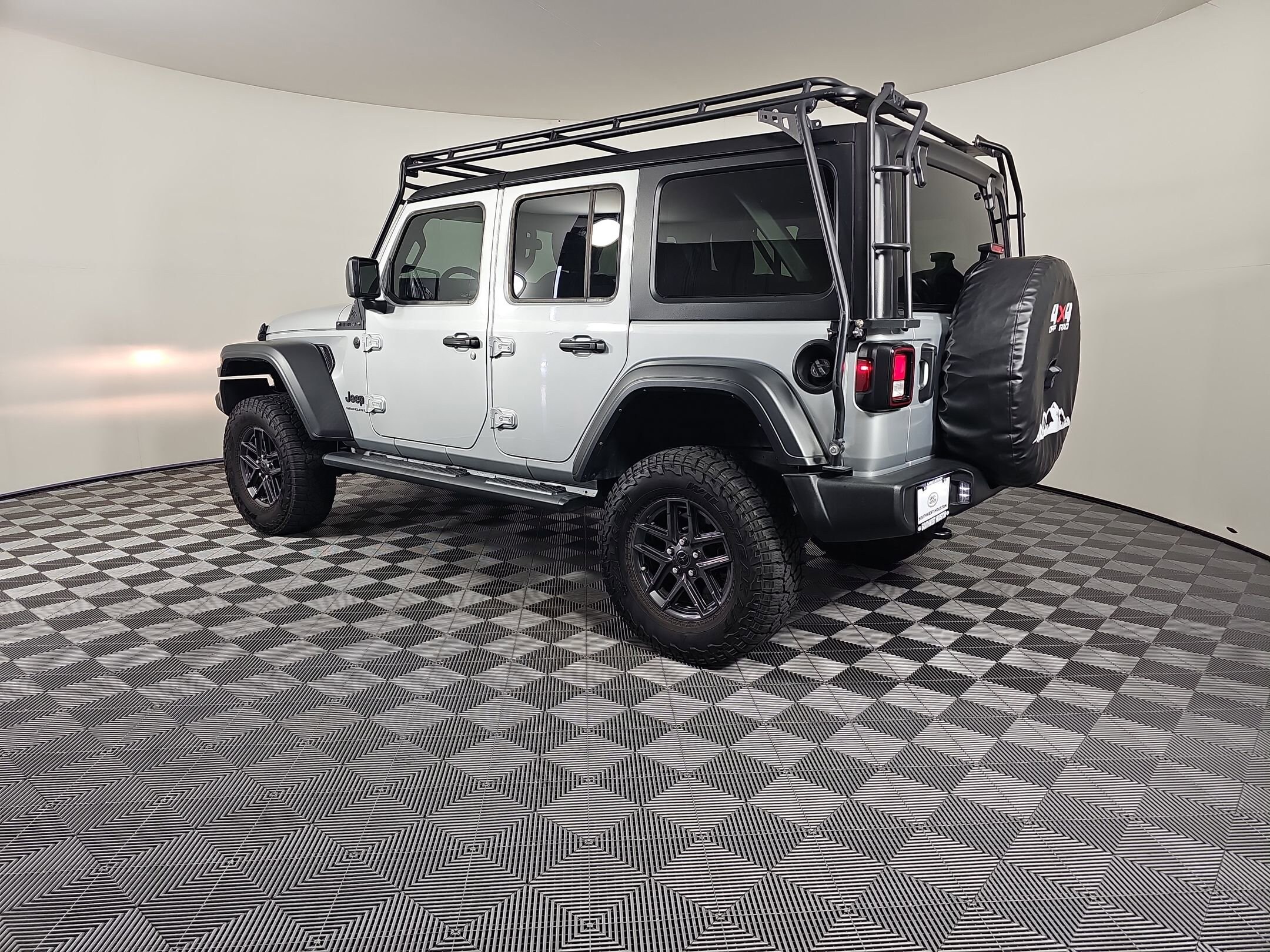 2024 Jeep Wrangler Sport S photo 3