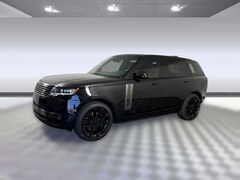 2026 Land Rover Range Rover P615 SV SUV