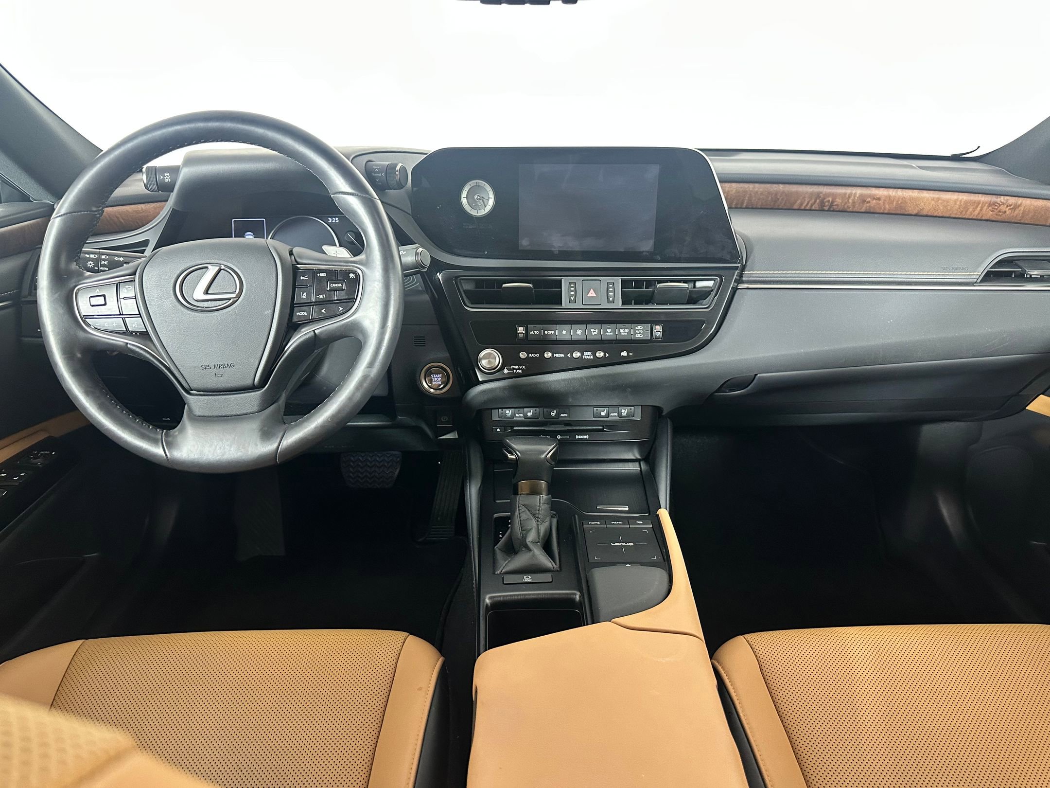 2022 Lexus ES 350 photo 4