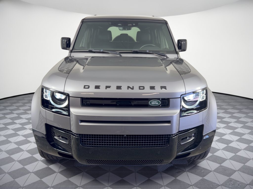 2024 Land Rover Defender X-Dynamic SE - Photo 7