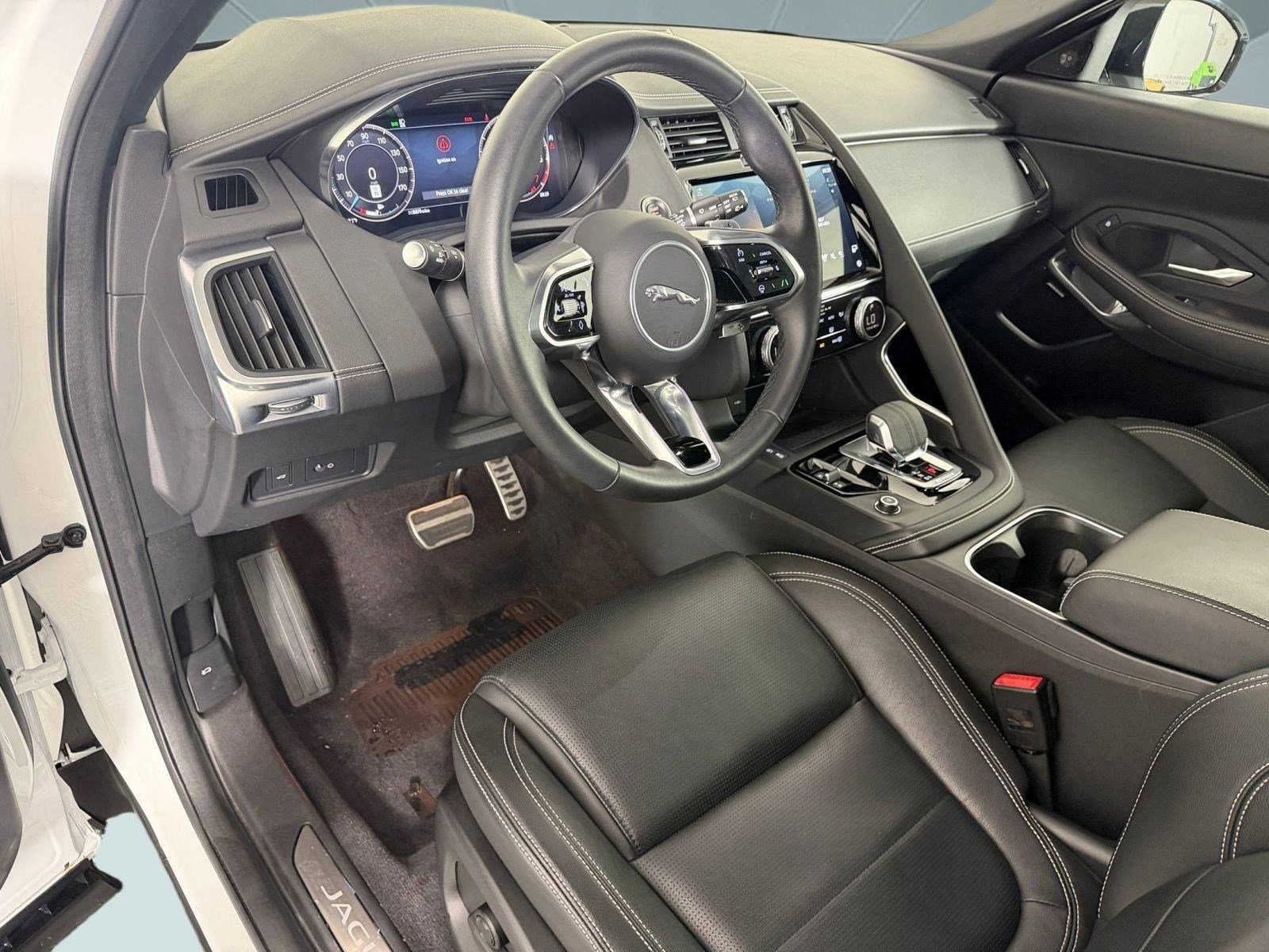 E-PACE R-Dynamic SE SUV