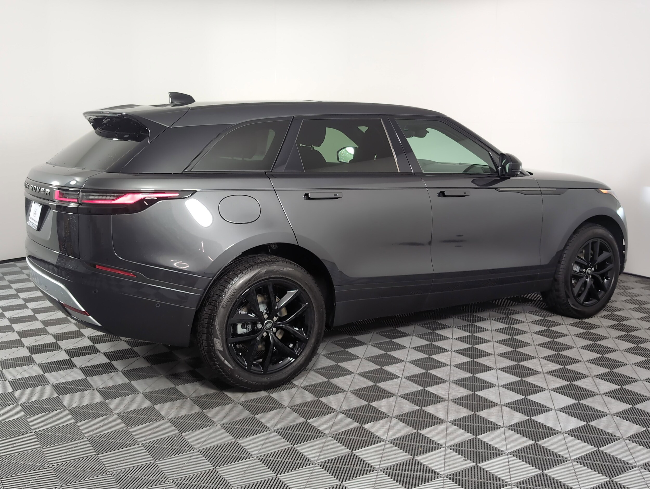 2026 Land Rover Range Rover Velar S photo 2