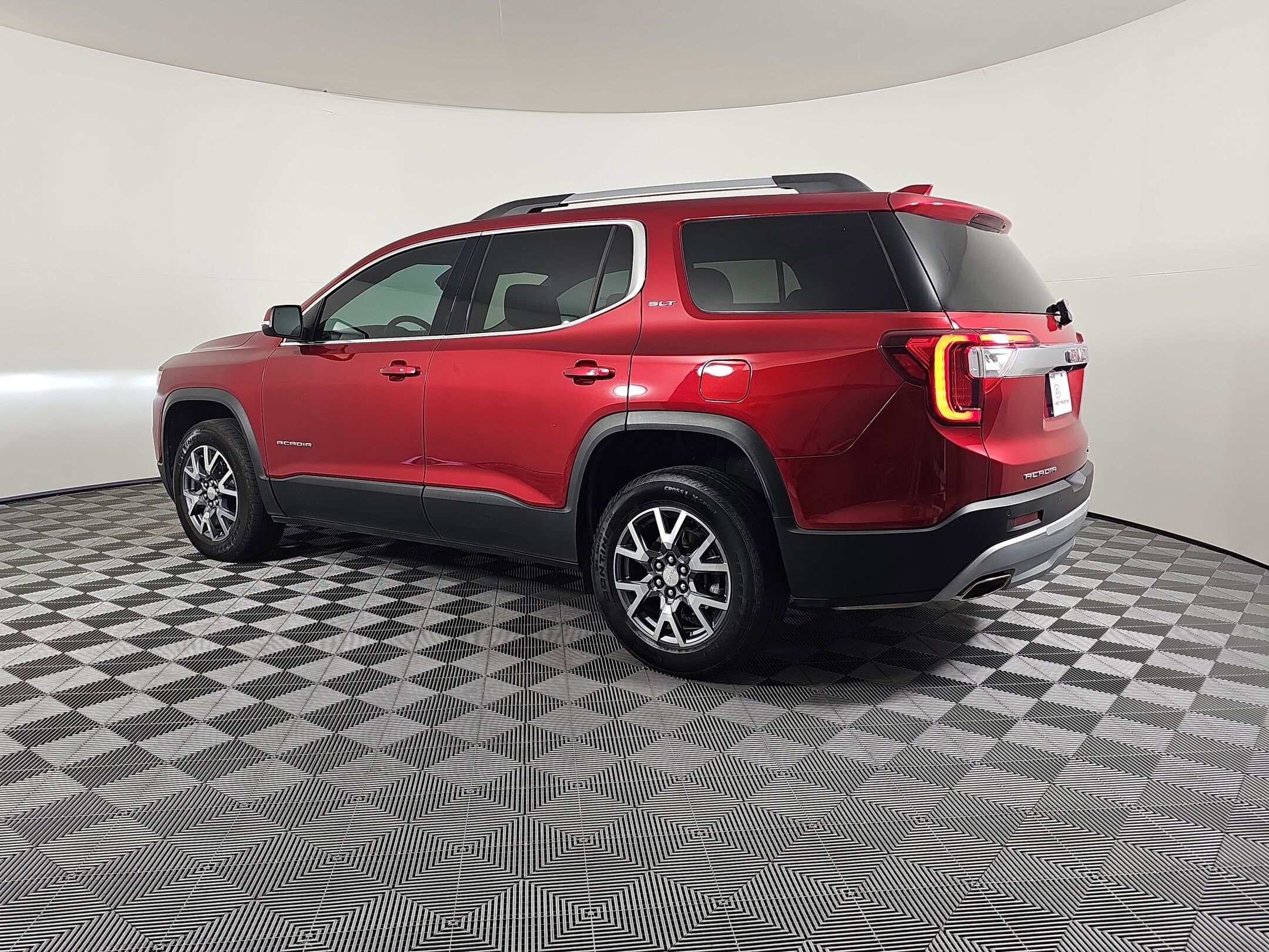2023 Gmc Acadia SLT photo 3