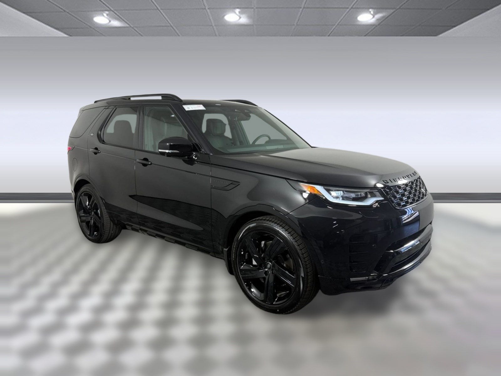 Discovery Dynamic SE SUV