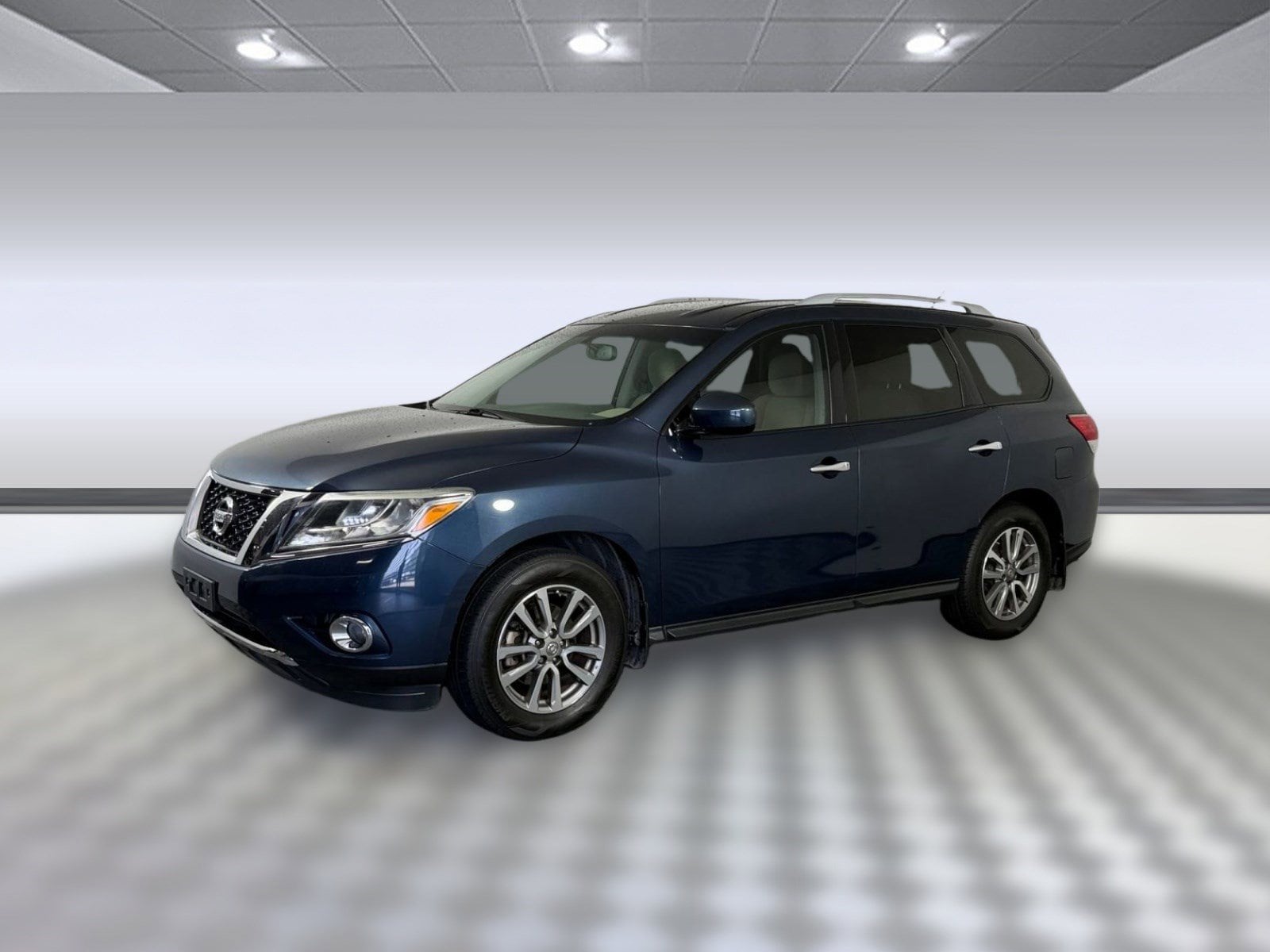 2015 Nissan Pathfinder's photo