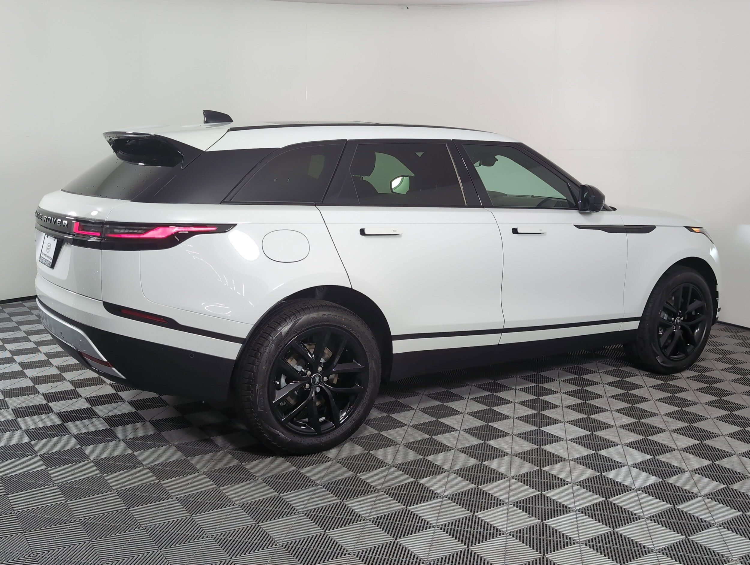 2026 Land Rover Range Rover Velar S photo 2