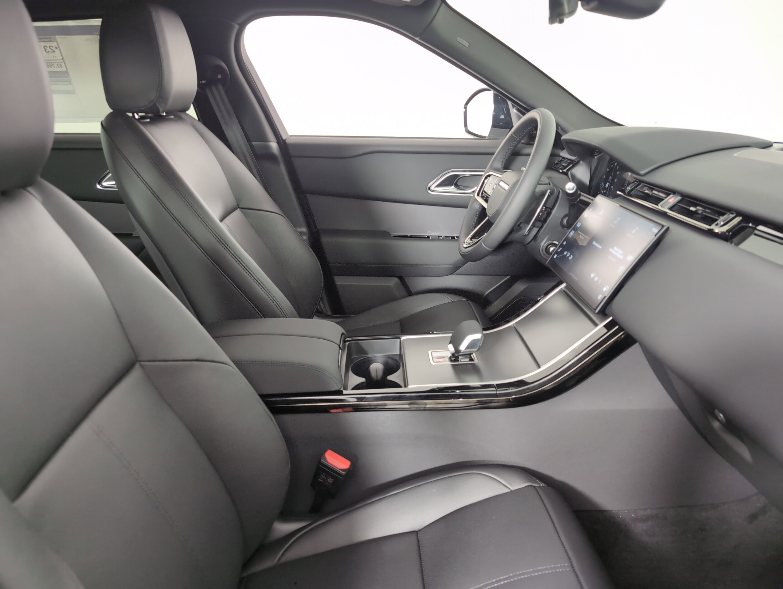 2026 Land Rover Range Rover Velar S photo 3