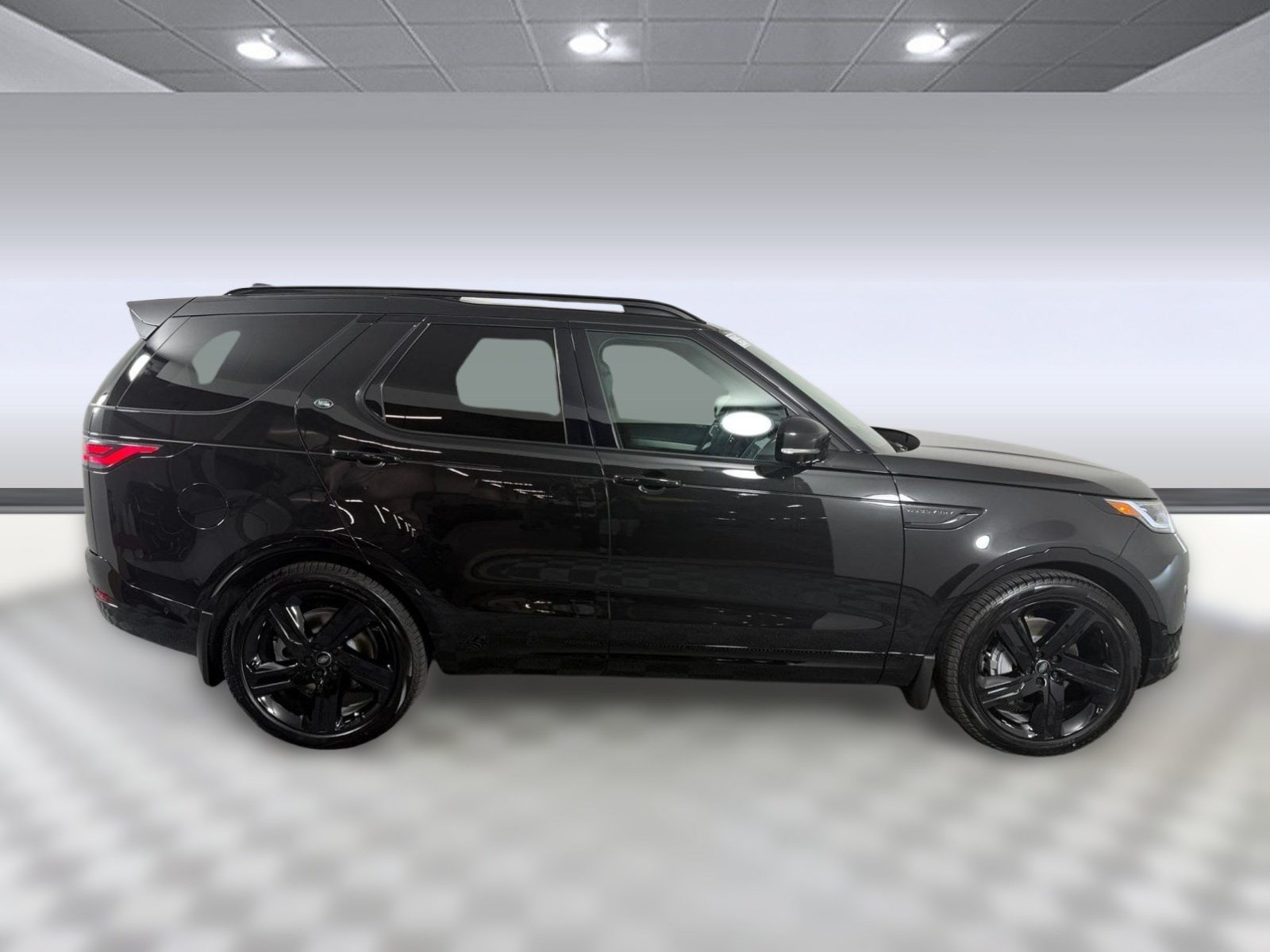 Discovery Dynamic SE SUV