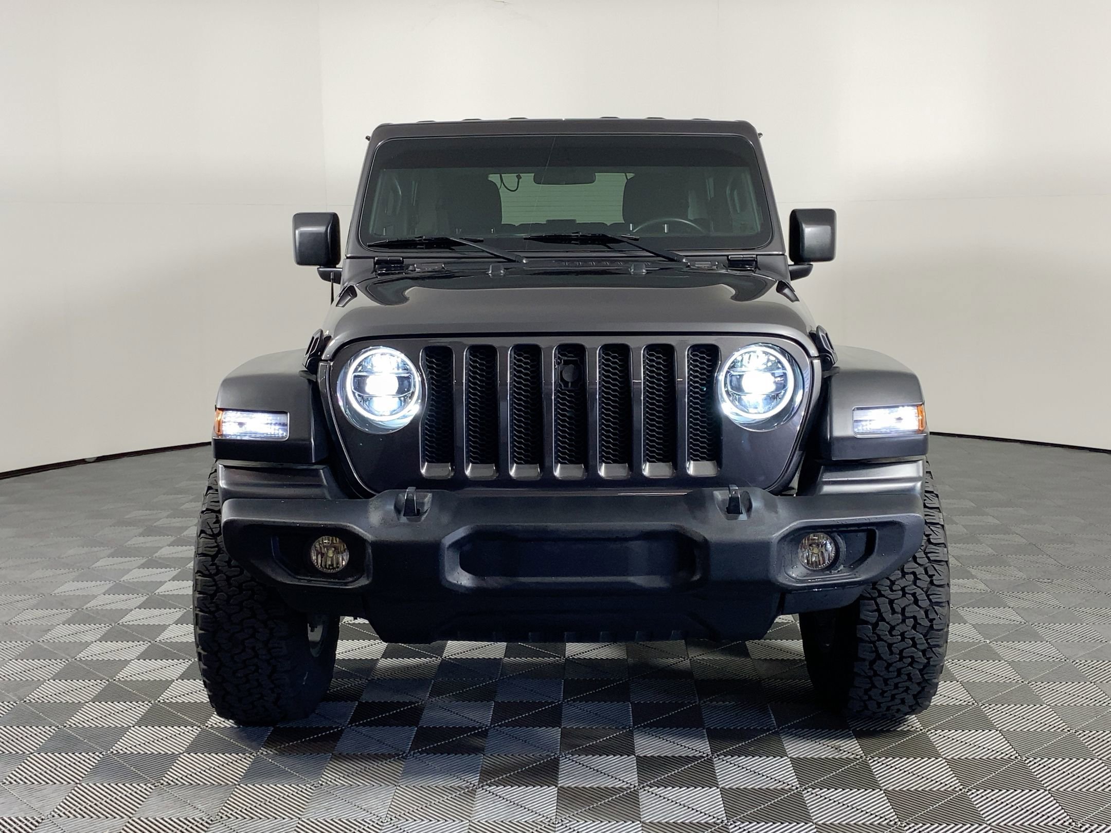 2022 Jeep Wrangler Sport S photo 4