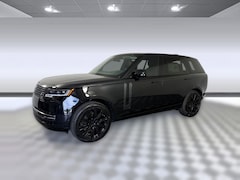 2026 Land Rover Range Rover P400 SE 7 Seat SUV