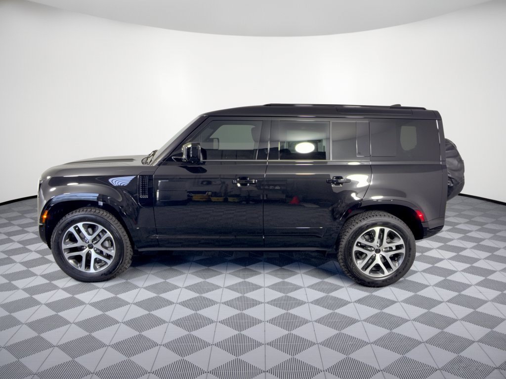 Used 2026 Land Rover Defender 110 X-Dynamic SE SUV for sale in Houston