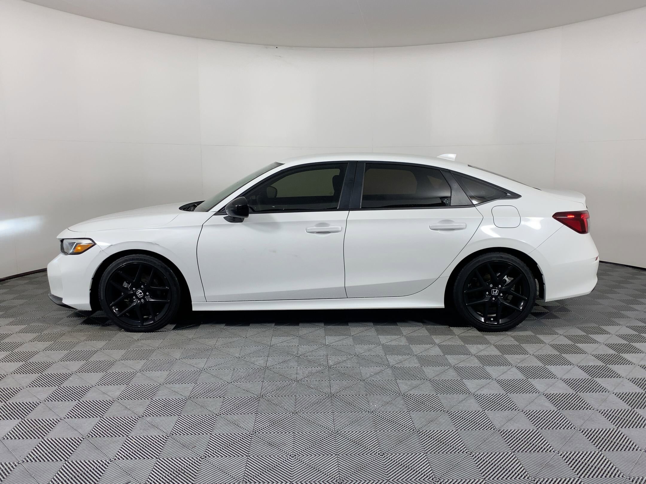 2026 Honda Civic Sport photo 2