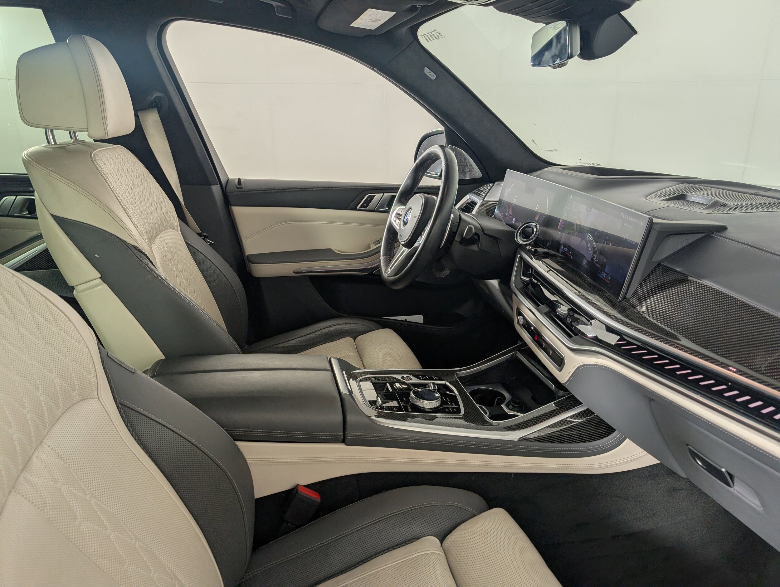 2023 Bmw X7 M60i photo 3