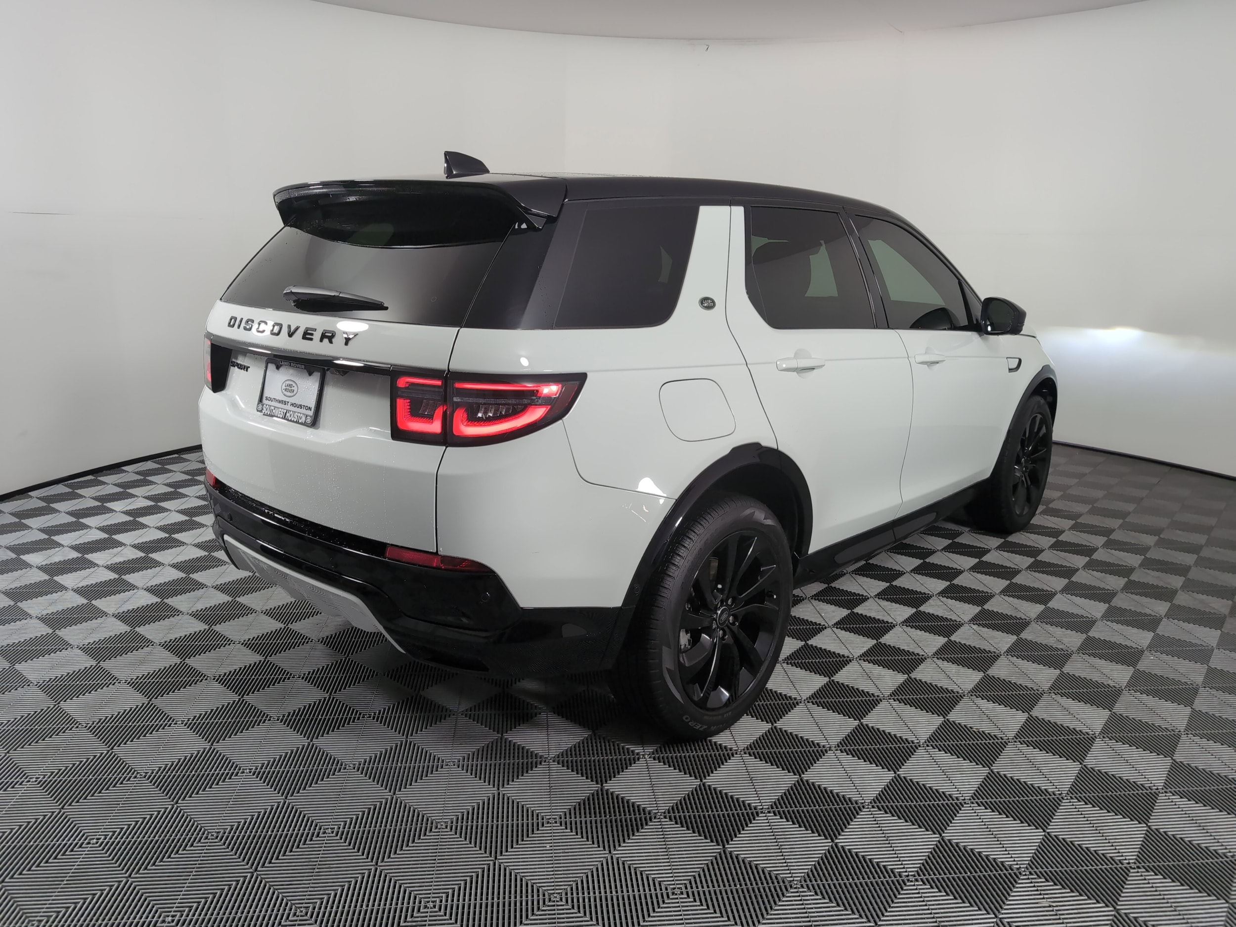 Certified 2024 Land Rover Discovery Sport Dynamic SE with VIN SALCL2FX4RH346063 for sale in Houston, TX