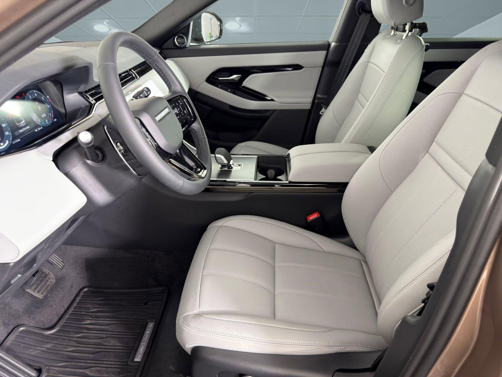 Range Rover Evoque Core S SUV