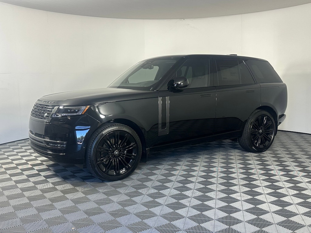 New 2025 Land Rover Range Rover P400 SE SUV