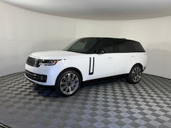 2026 Land Rover Range Rover P530 SE 7 Seat SUV