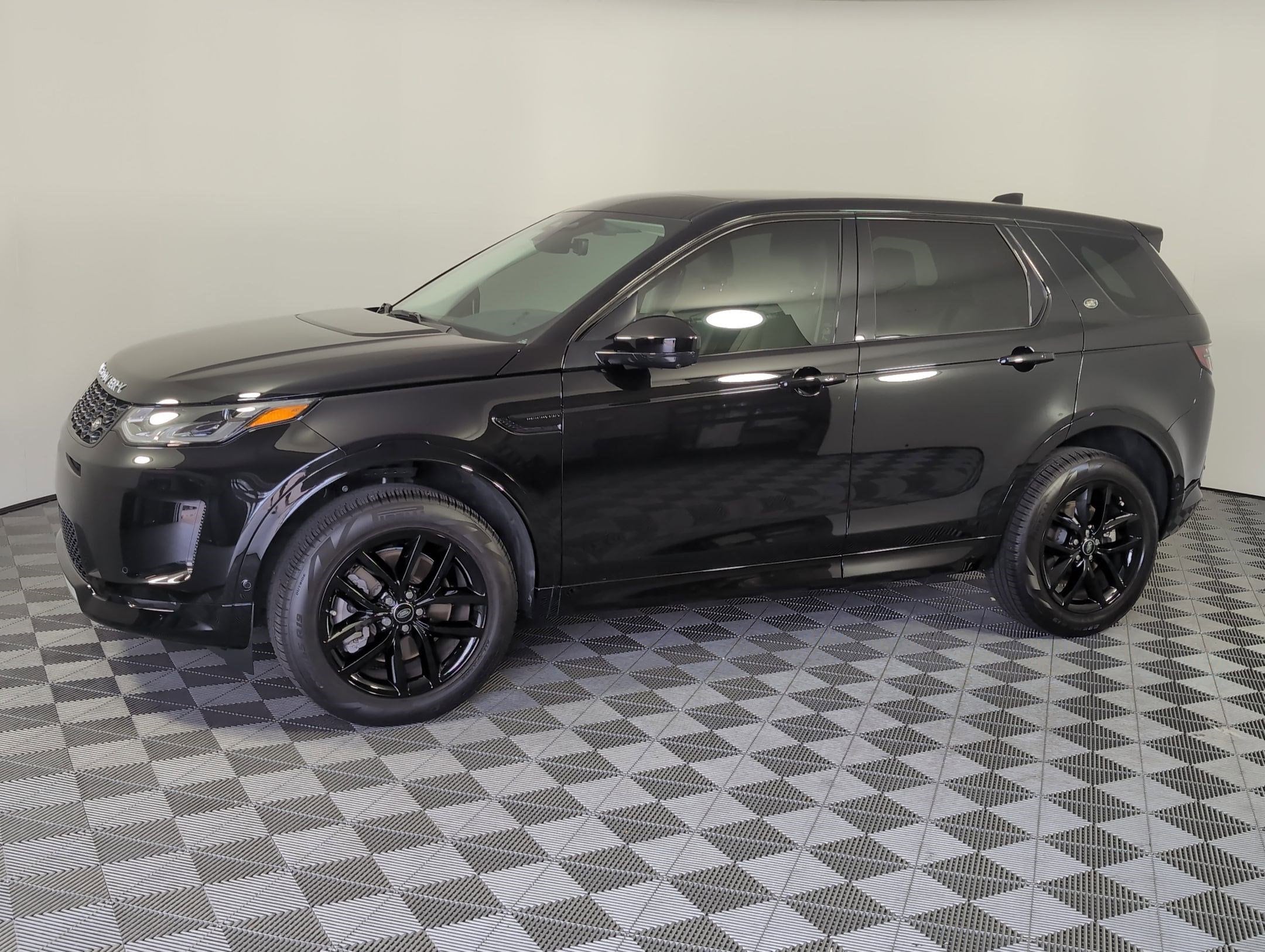 2025 Land Rover Discovery Sport