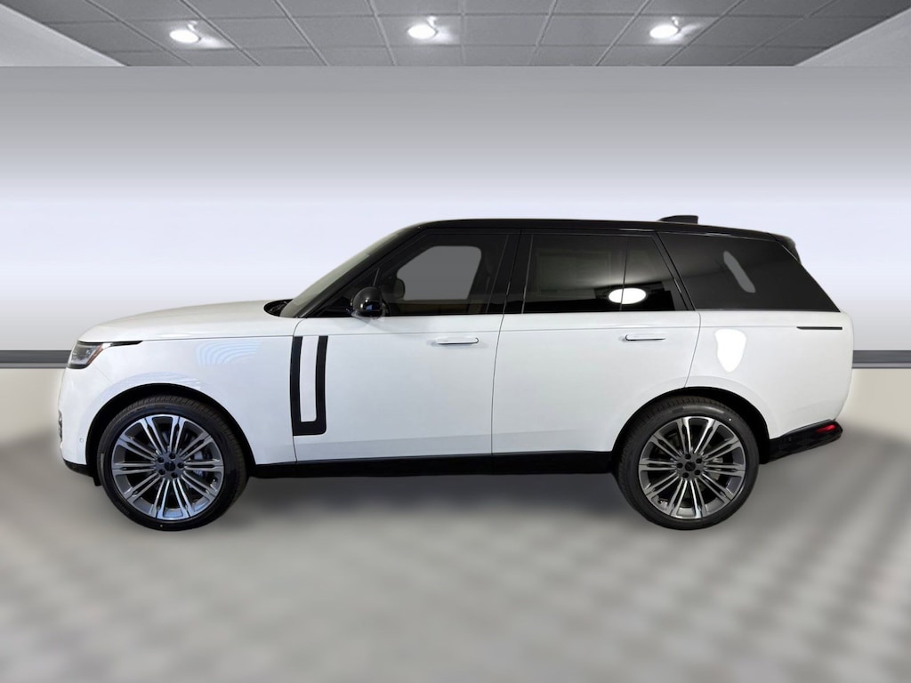 New 2026 Land Rover Range Rover P400 SE SUV