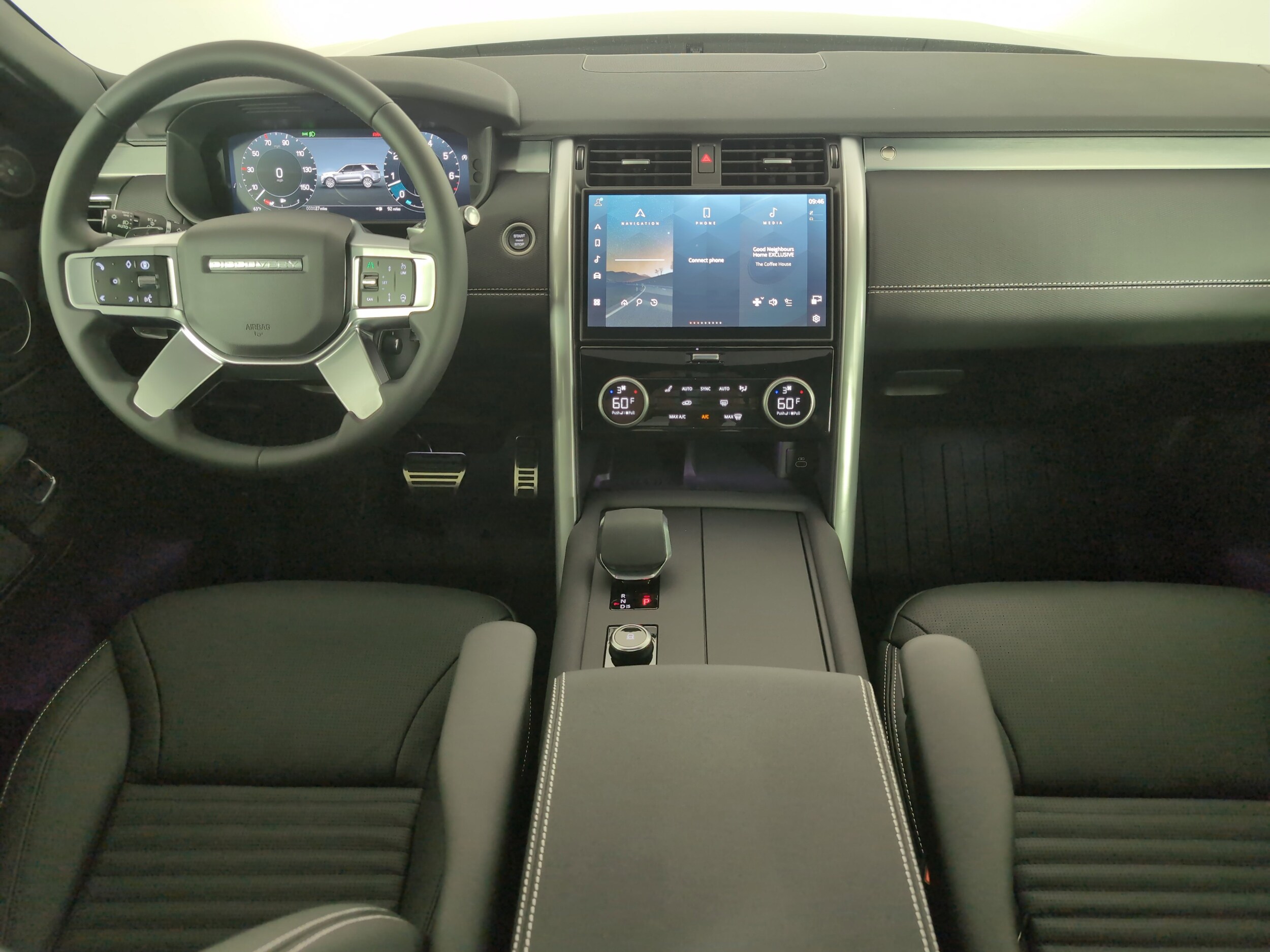 2025 Land Rover Discovery SE photo 4