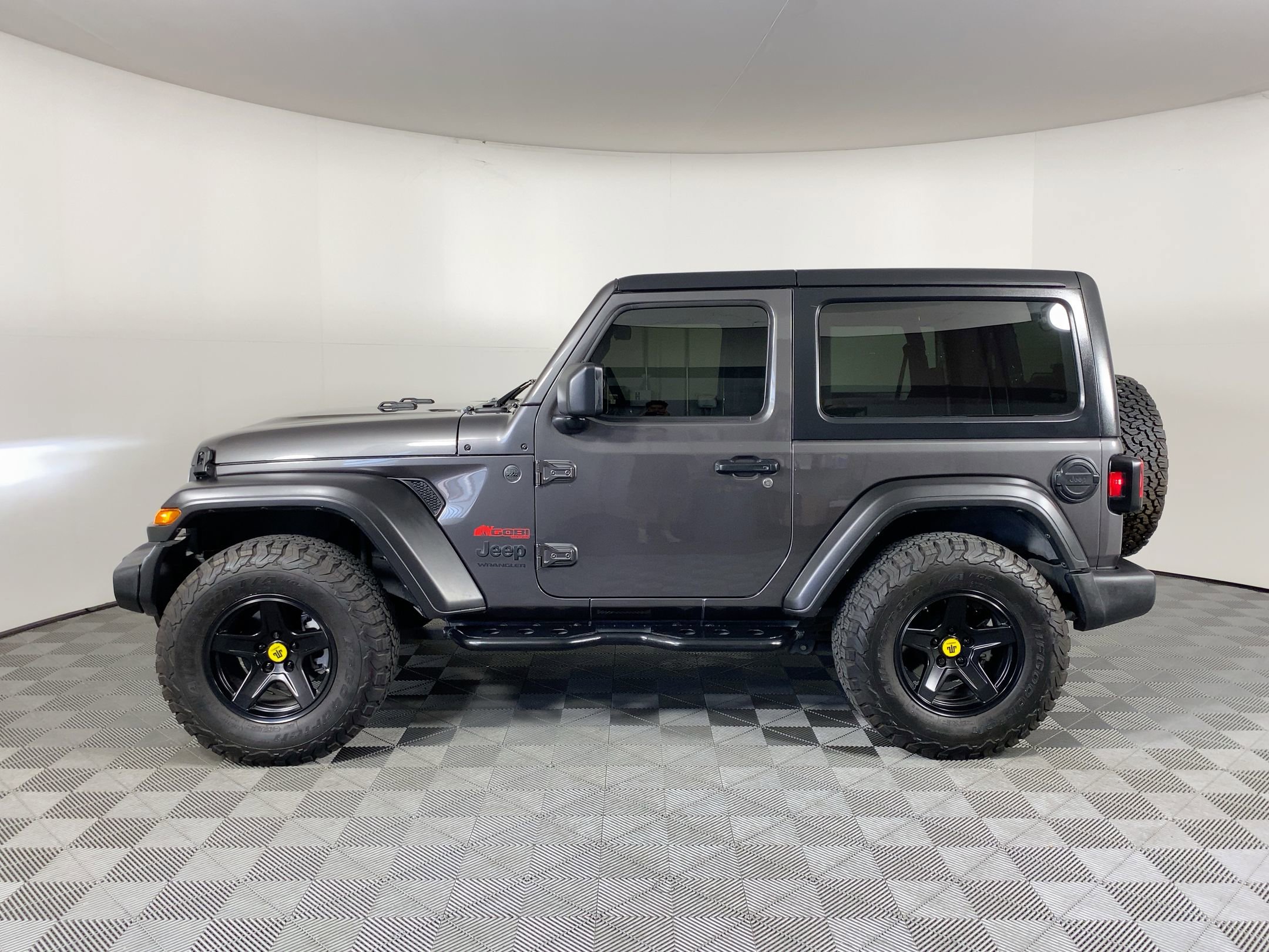 2022 Jeep Wrangler Sport S photo 2