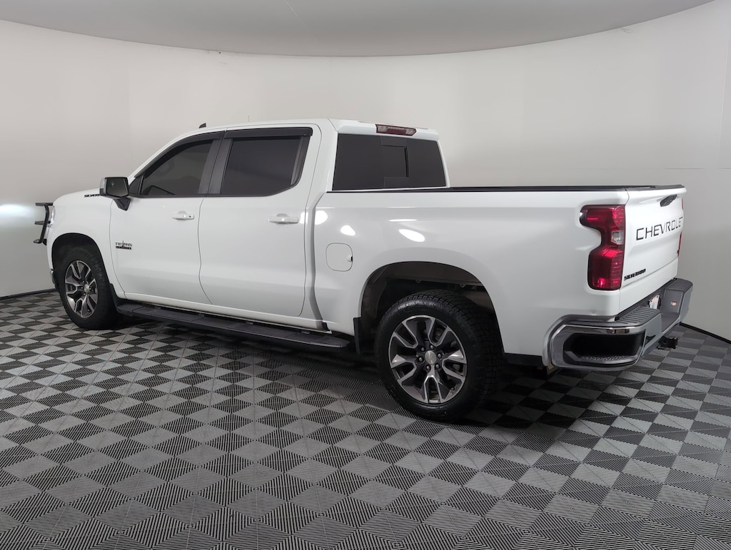 Used 2021 Chevrolet Silverado 1500 LT Truck Crew Cab