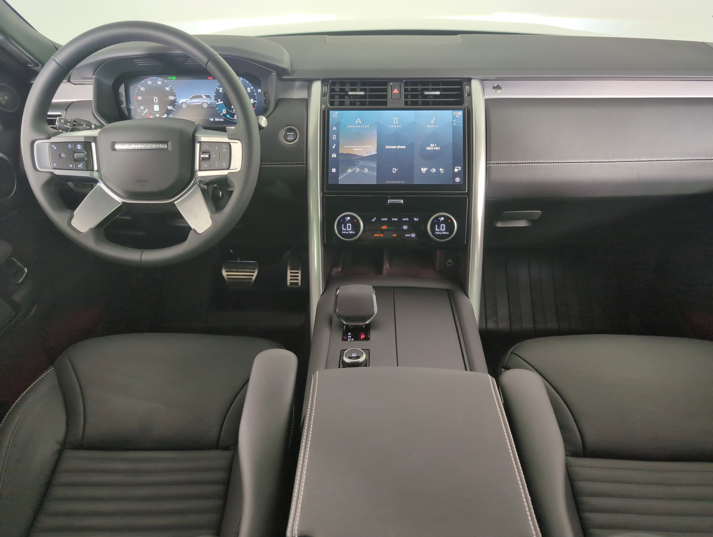 2025 Land Rover Discovery SE photo 4