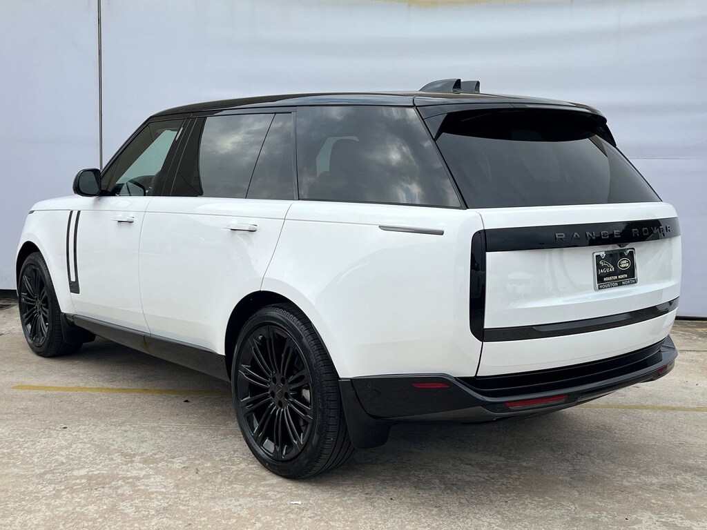 New 2026 Land Rover Range Rover P400 SE 7 Seat SUV