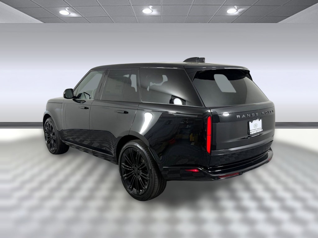 New 2026 Land Rover Range Rover P400 SE SUV