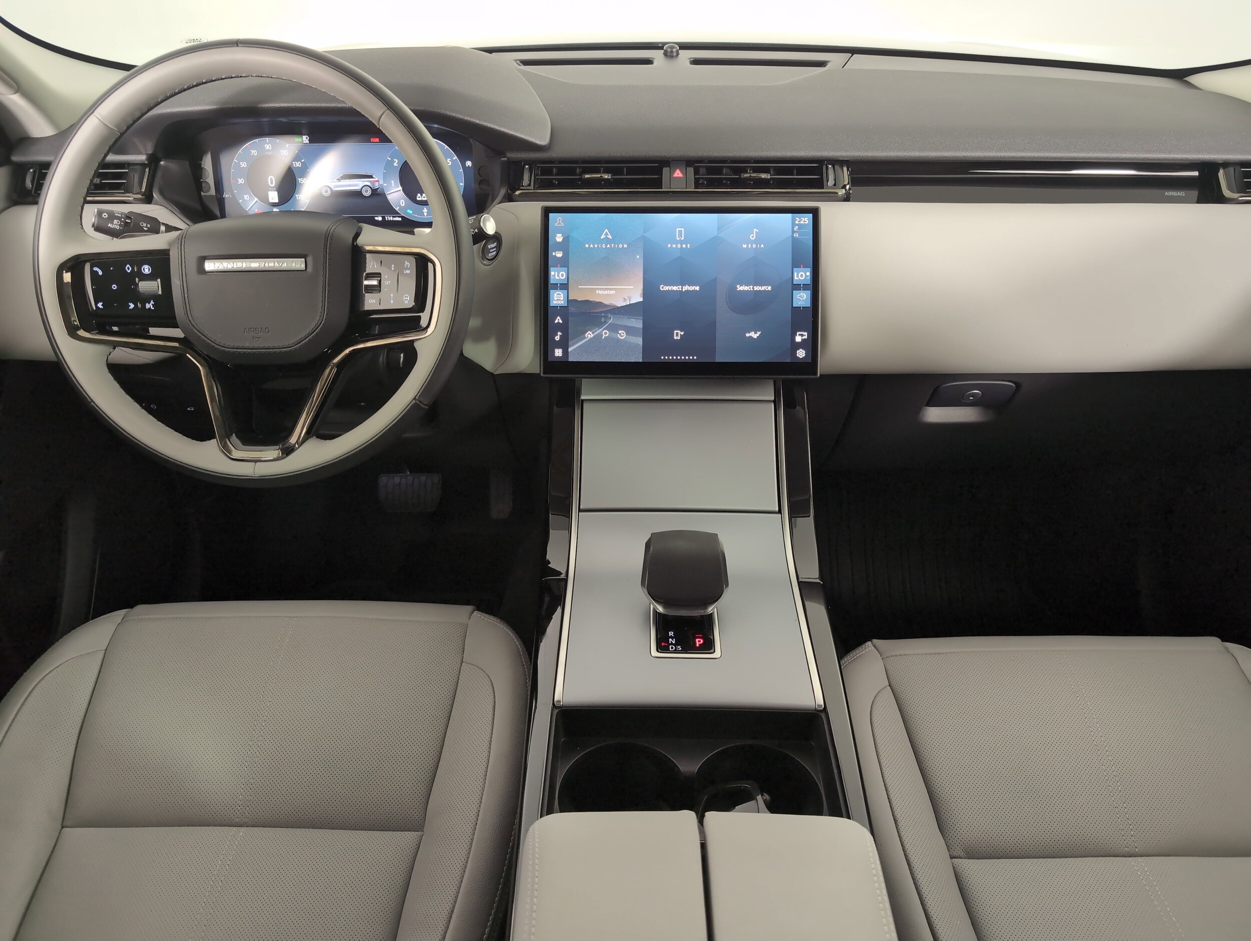 2025 Land Rover Range Rover Velar S photo 4
