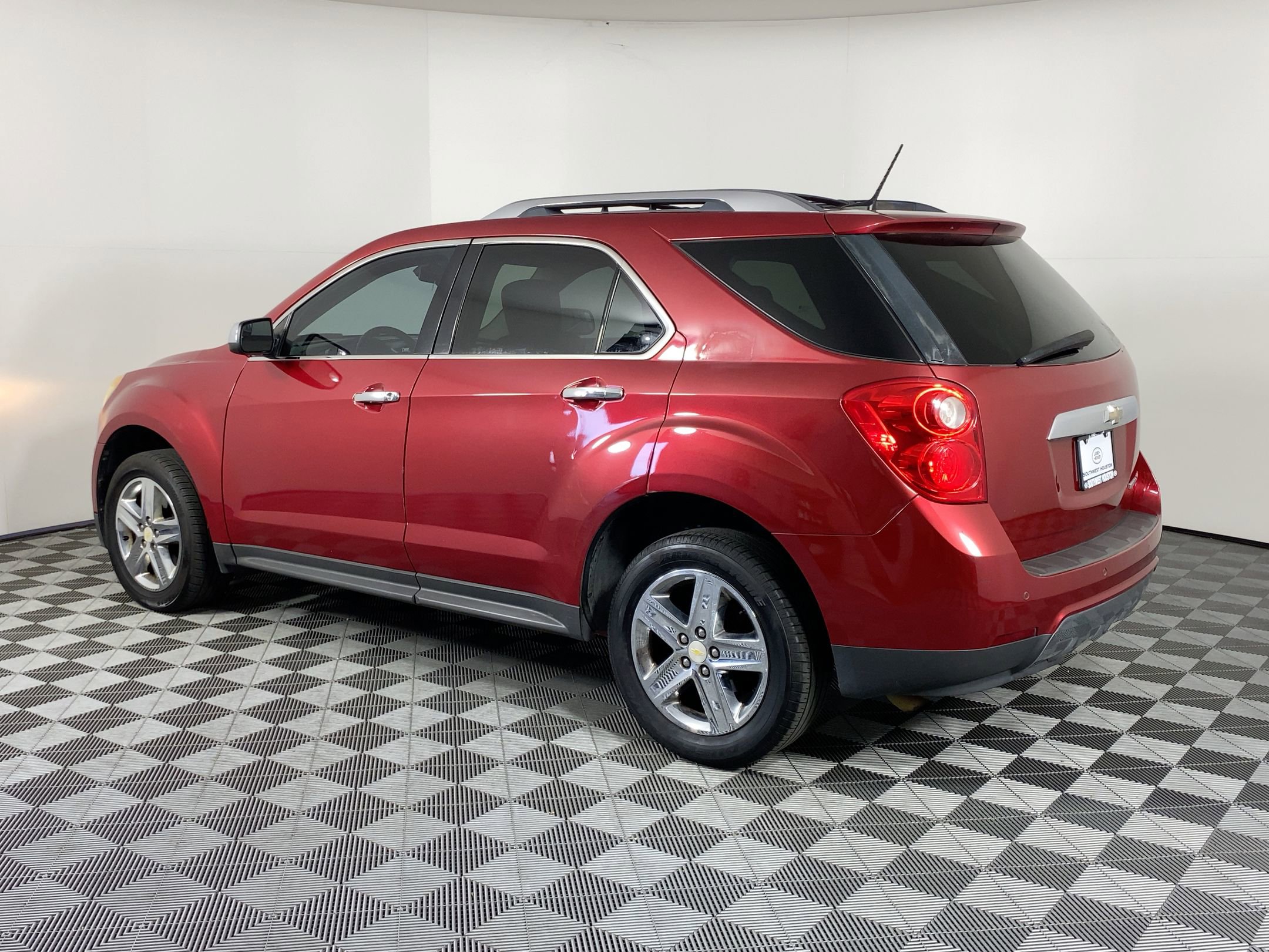 2014 Chevrolet Equinox LTZ photo 3