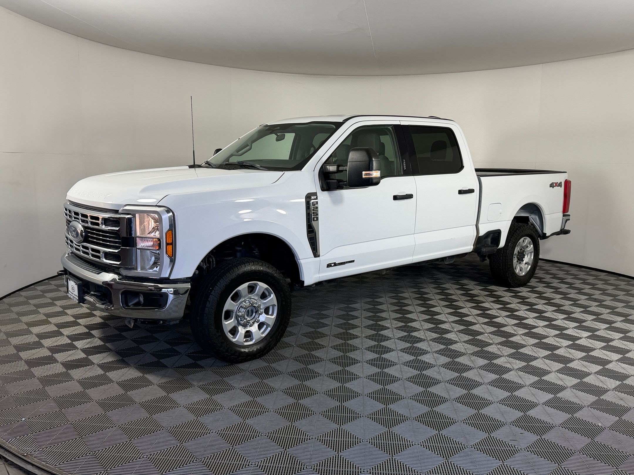Used 2024 Ford Super Duty F-250 SRW XLT