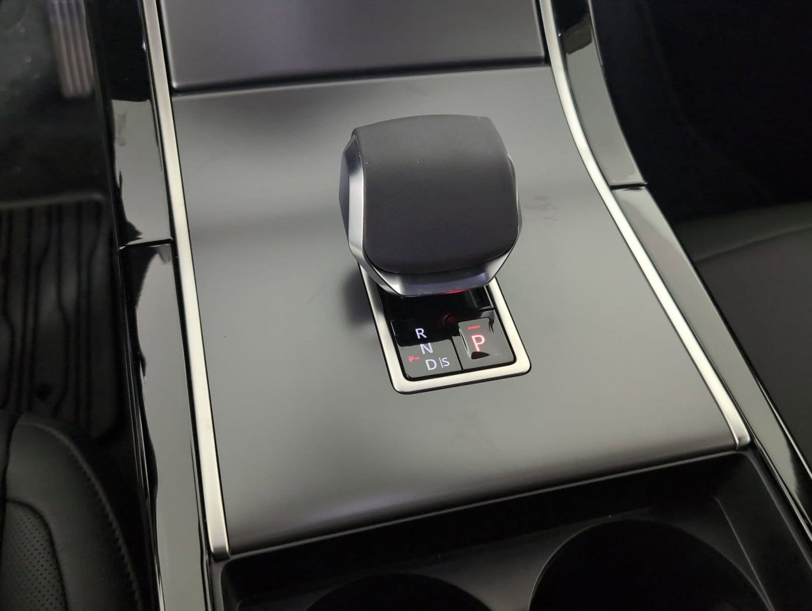 2026 Land Rover Range Rover Evoque S - Photo 20
