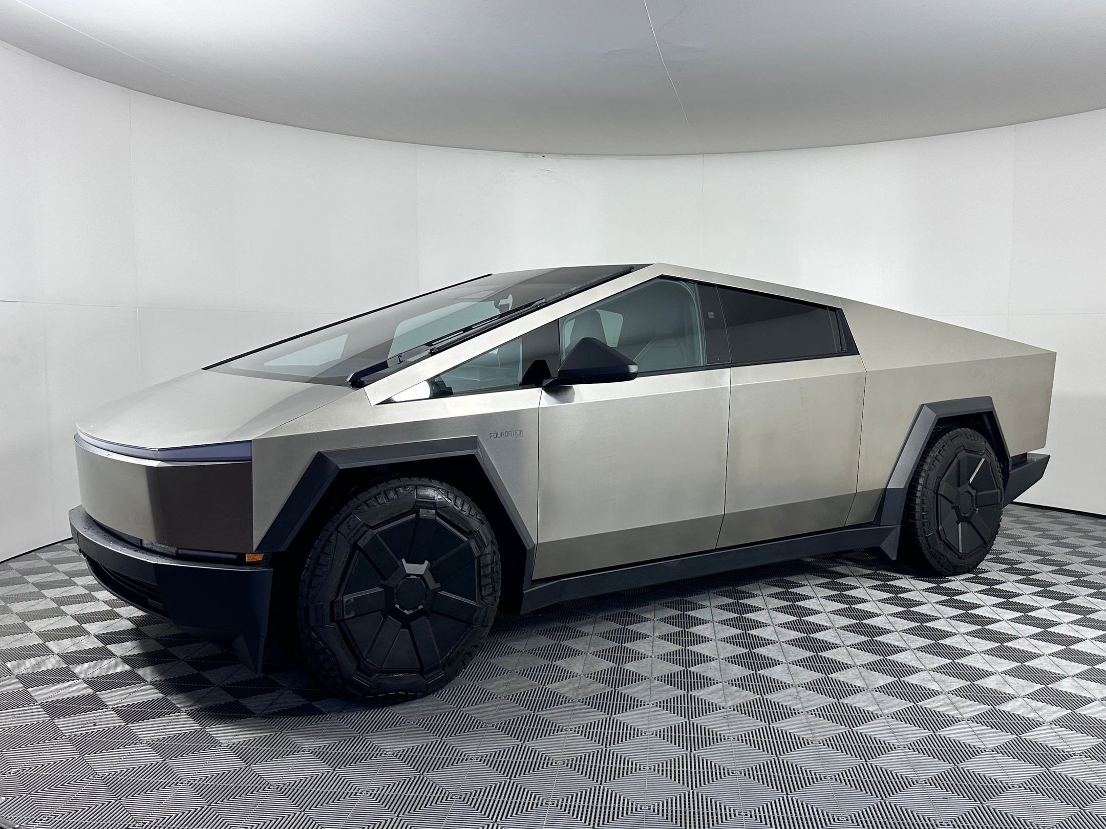 2024 Tesla Cybertruck Base