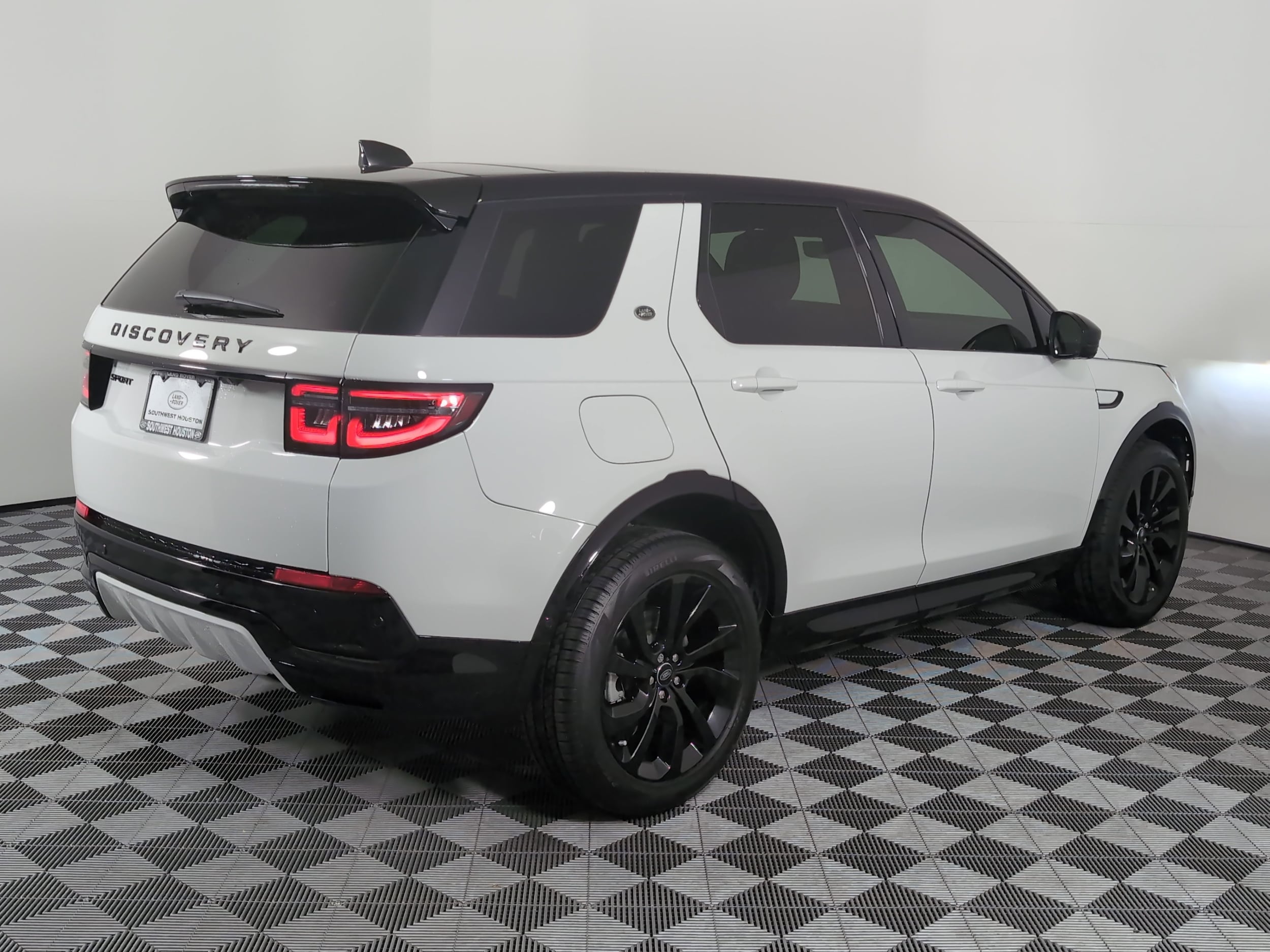 Certified 2024 Land Rover Discovery Sport Dynamic SE with VIN SALCL2FXXRH348240 for sale in Houston, TX