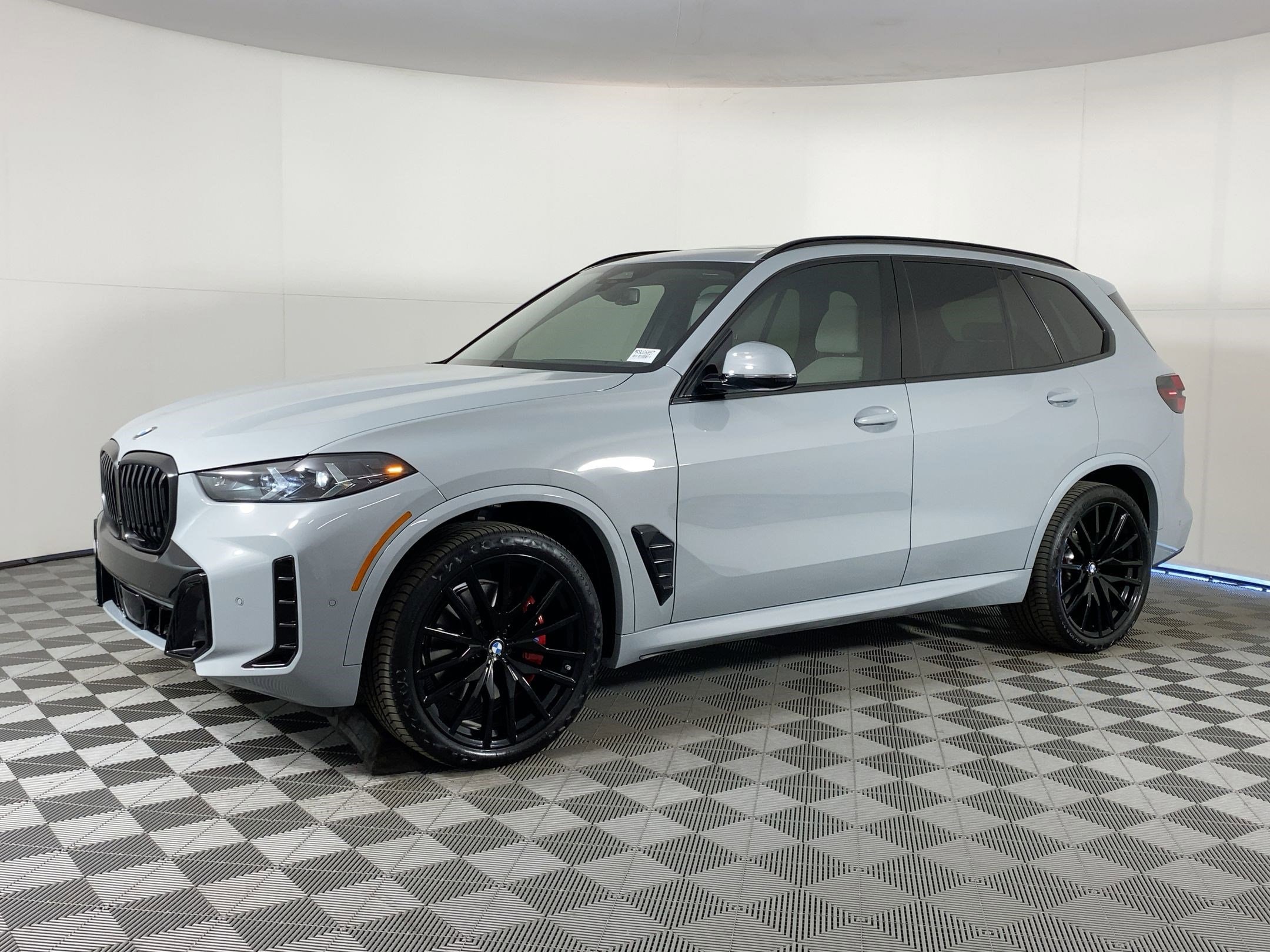 2024 BMW X5 40i's photo