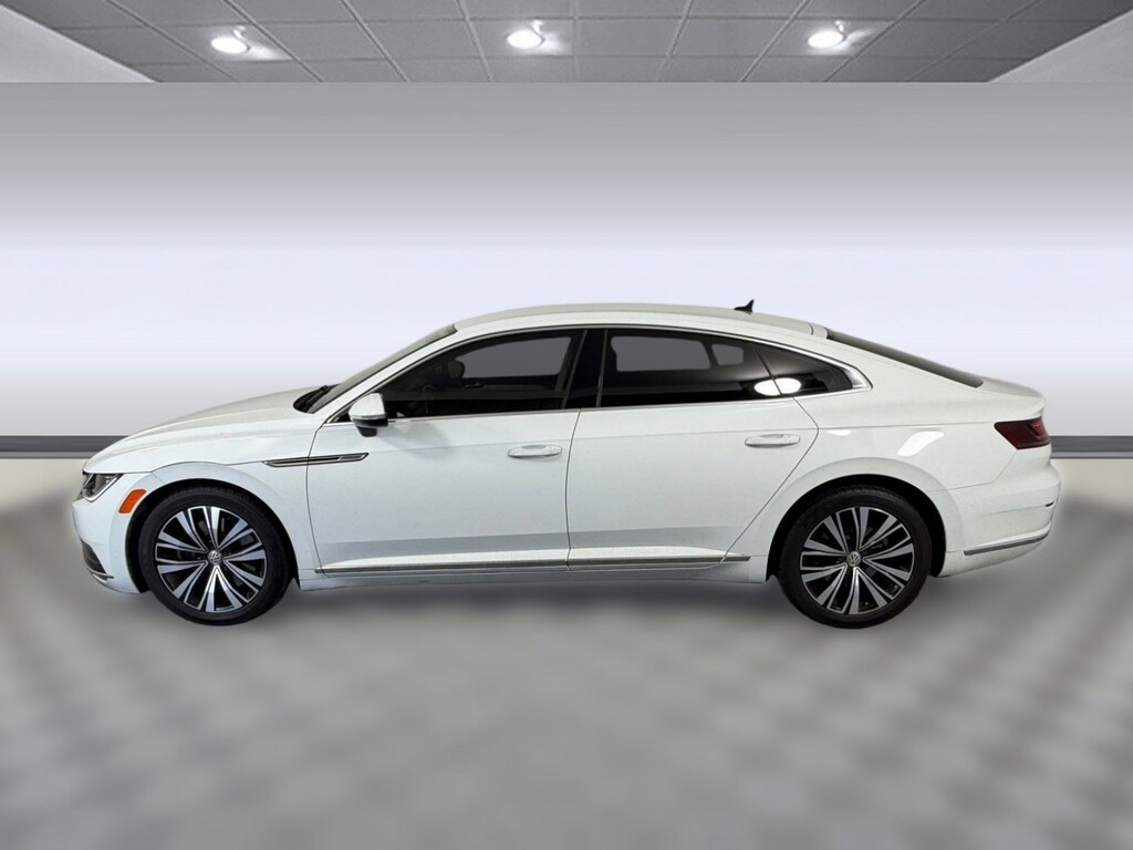 Used 2019 Volkswagen Arteon SE Sedan