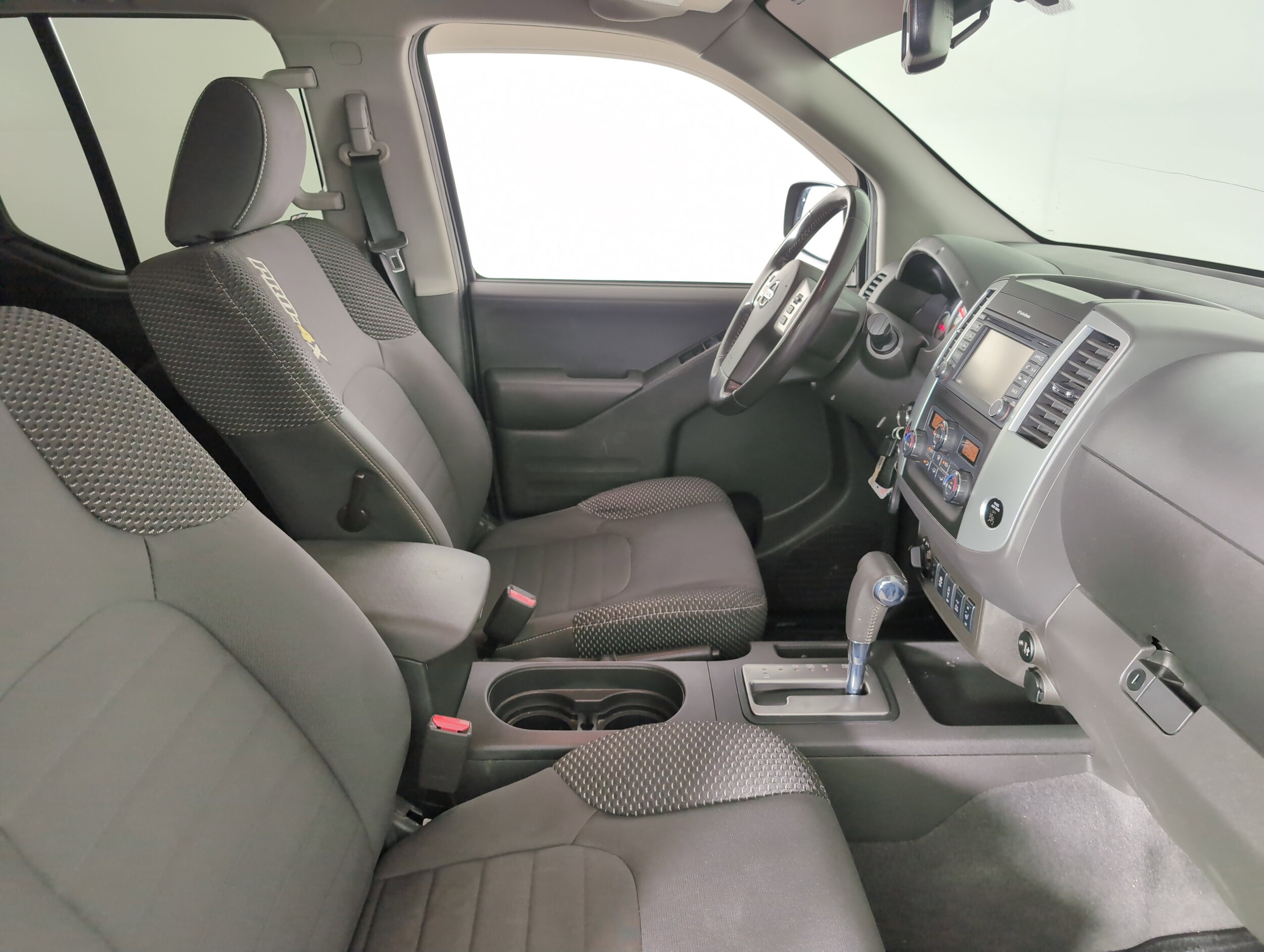 2019 Nissan Frontier PRO-4X photo 3