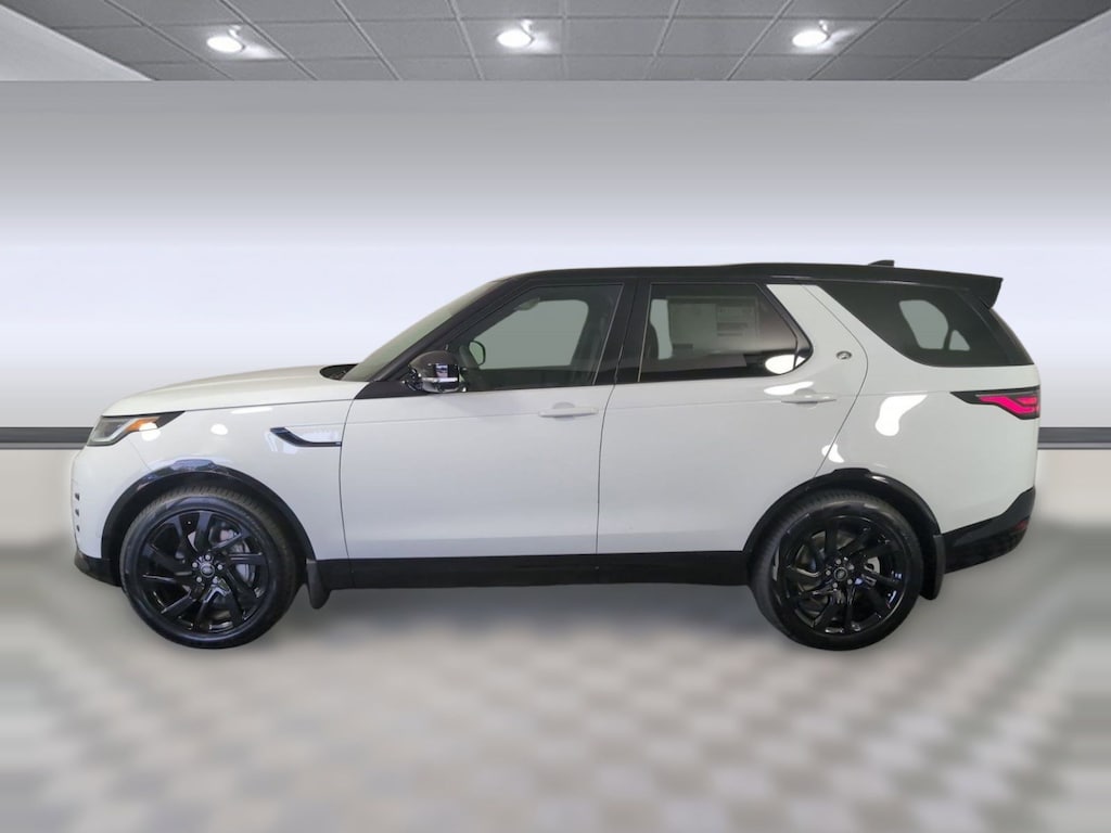 Certified 2025 Land Rover Discovery Dynamic SE SUV