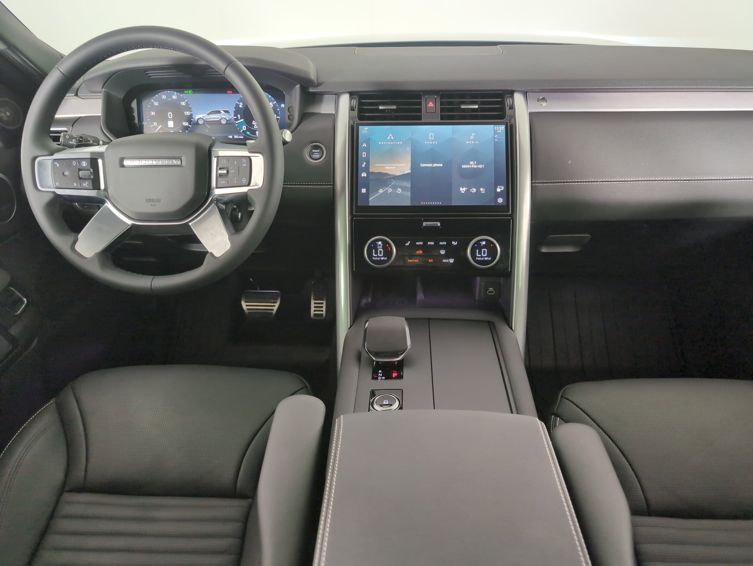 2025 Land Rover Discovery SE photo 4