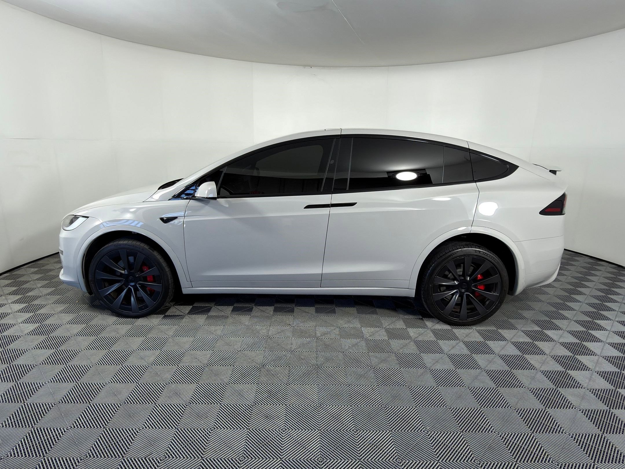 Used 2023 Tesla Model X Plaid with VIN 7SAXCBE61PF412067 for sale in Houston, TX